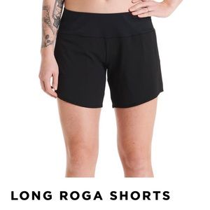 Oiselle blue long Roga shorts size 8